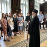 ЕПИСКОП СРЕМСКИ ПРИМИО ПОЛАЗНИКЕ  ЛЕТЊЕ ШКОЛЕ ЦРКВЕНОГ ПОЈАЊА