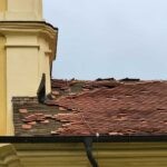 Тешко оштећен храм Преподобне мајке Параскеве у Шидским Бановцима