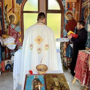 Света Литургија у капели Светог Василија Острошког при Геронтолошком центру у Руми