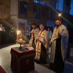 Празнично бденије у манастиру Фенеку