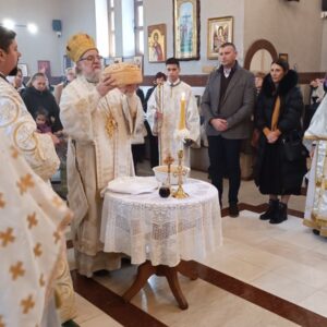 Свети архангел Михаило, слава манастира Бешенова