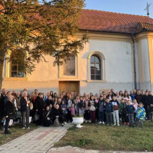 Поклоничко путовање верника из села Карловчића