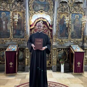 ЈЕРЕЈ ЂОРЂЕ САНЧАНИН НОВИ ДОКТОР НАУКА- ПРАВНЕ НАУКЕ У ЕПАРХИЈИ СРЕМСКОЈ И СРПСКОЈ ПРАВОСЛАВНОЈ ЦРКВИ