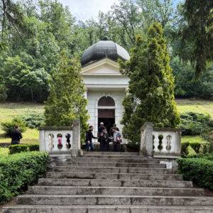 Света архијерејска Литургија у манастиру Беочину