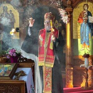 Вечерње и подела антиминса у Новој Пазови