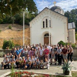 Дечије поклоничко путовање парохија стејановачке и бешеновачке