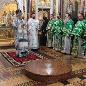 СВЕТИ СЕРАФИМ САРОВСКИ У МАНАСТИРУ ГРГЕТЕГУ