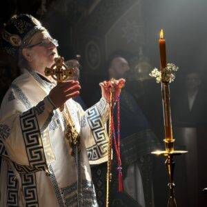 Освештан живопис у угриновачкој цркви